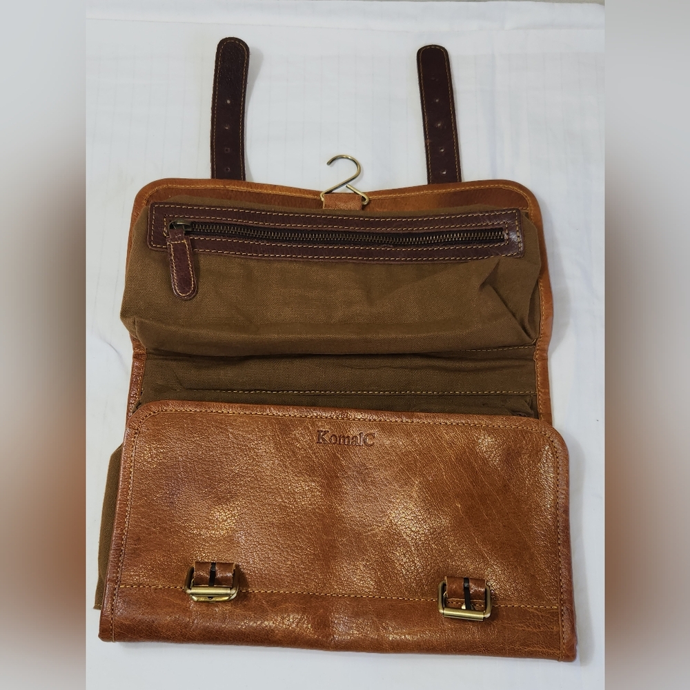 KomalC Elegant Tan Buffalo Leather Travel Dopp Kit Bag Unisex. - Picture 9 of 11